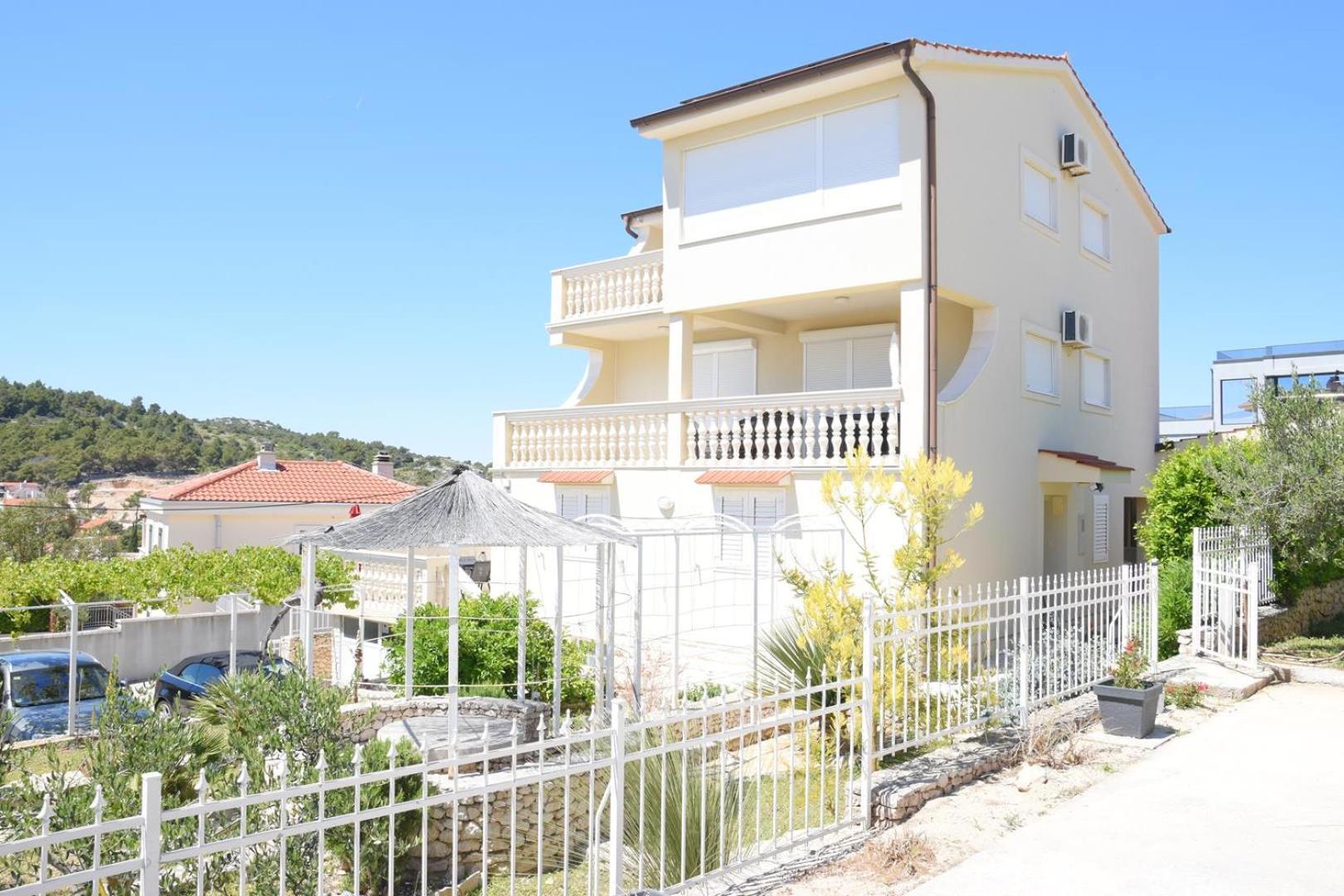Villa Luger Eg Ražanj Exterior foto